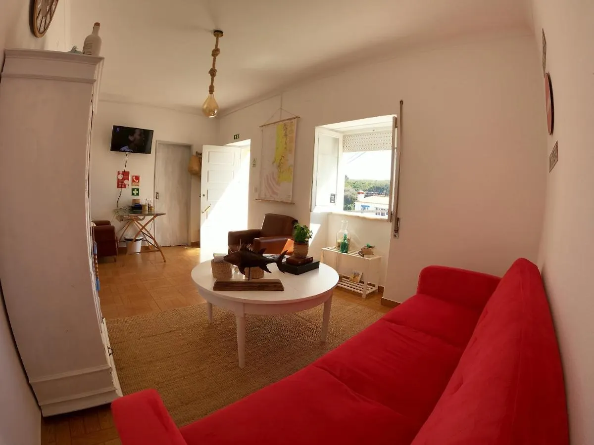Carlo\'S Beach Guest House location